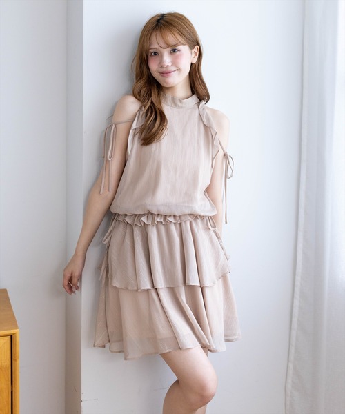 clear（クリア）の「ラメシアーアメスリミニワンピース［骨格ウェーブ／フェミニン／ガーリー／大人かわいい／華やか］（ワンピース・レディース・ブラック/アイボリー/ベージュ・F）」の11枚目の写真
