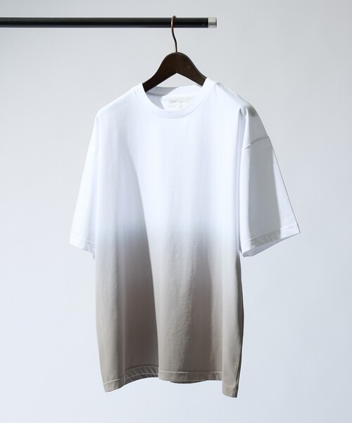ABAHOUSE GRAY(アバハウスグレイ)の「【グラデーション】半袖Tシャツ(Tシャツ/カットソー・メンズ・ホワイト/ブラック/イエロー/ラベンダー・48/46)」の2枚目の写真