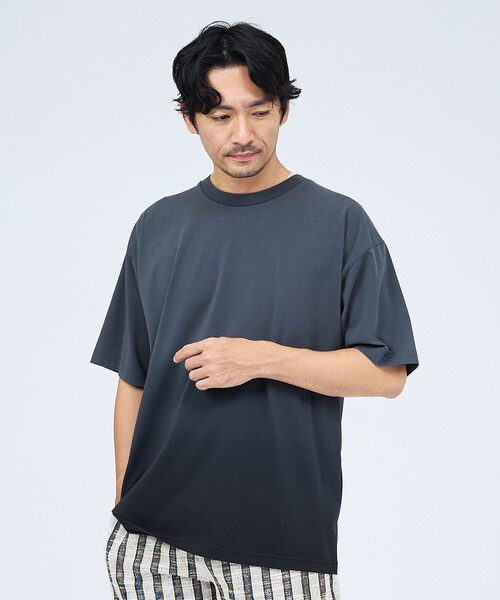 ABAHOUSE GRAY(アバハウスグレイ)の「【グラデーション】半袖Tシャツ(Tシャツ/カットソー・メンズ・ホワイト/ブラック/イエロー/ラベンダー・48/46)」の1枚目の写真