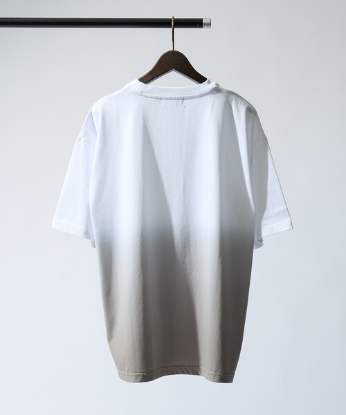 ABAHOUSE GRAY(アバハウスグレイ)の「【グラデーション】半袖Tシャツ(Tシャツ/カットソー・メンズ・ホワイト/ブラック/イエロー/ラベンダー・48/46)」の7枚目の写真