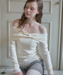 オフショルダーリボンニット/Off-shoulder ribbon knit top