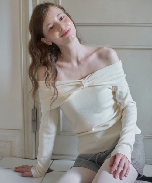 Birthday room（バースデイルーム）の「オフショルダーリボンニット/Off-shoulder ribbon knit top（ニット/セーター・レディース・ブラック/アイボリー・FREE）」の4枚目の写真