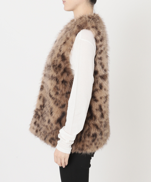 JOURNAL STANDARD(ジャーナルスタンダード)の「アニマルフェイクファーベスト(その他アウター・レディース・タン・FREE)」の6枚目の写真