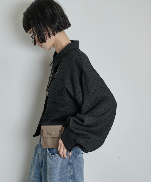 THE YOn(ザヨン)の「ドビードットクロップドポケットシャツ(シャツ/ブラウス・レディース・ブラウン/ブラック/プラム・FREE)」の7枚目の写真