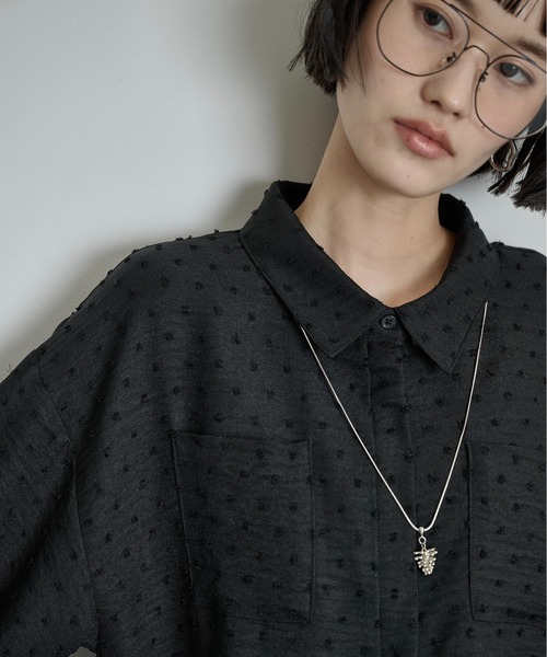 THE YOn(ザヨン)の「ドビードットクロップドポケットシャツ(シャツ/ブラウス・レディース・ブラウン/ブラック/プラム・FREE)」の10枚目の写真