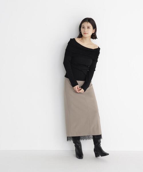 NATURAL BEAUTY BASIC(ナチュラルビューティーベーシック)の「アシメオフショルニット(ニット/セーター・レディース・ブラウン/ブラック/オフホワイト・フリ-)」の7枚目の写真