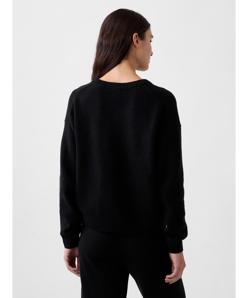 GAP(ギャップ)の「CashSoft カシミヤタッチ オーバーサイズ Vネックセーター(ニット/セーター・レディース・チャコールグレー/ブラウン系その他/ブラック/ブラウン・XXS/XL/L/M/S/XS)」の12枚目の写真