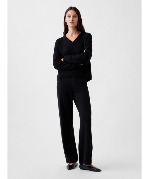 GAP(ギャップ)の「CashSoft カシミヤタッチ オーバーサイズ Vネックセーター(ニット/セーター・レディース・チャコールグレー/ブラウン系その他/ブラック/ブラウン・XXS/XL/L/M/S/XS)」の17枚目の写真