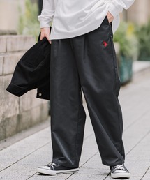 U.S. POLO ASSN.（ユーエスポロアッスン）の「U.S. POLO ASSN. ユーエスポロアッスン 別注コラボ バルーンシルエット ロゴ刺繍ワンタックシェフパンツ（チノパンツ）」