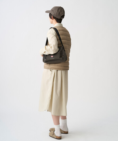 DANTON（ダントン）の「TERNES - CORDURA® Canvas Hand Bag（ショルダーバッグ・レディース・ブラック/ダークグレー/オレンジ系その他/グレイッシュベージュ/ダークブラウン/ブルー系その他・-）」の8枚目の写真