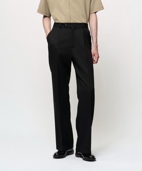 Juha(ユハ)の「WOOL TWILL STRAIGHT PANTS(スラックス・メンズ・ブラウン/ブラック・4/3/2)」の1枚目の写真
