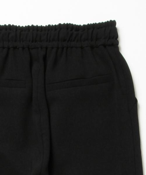 Ray BEAMS(レイビームス)の「Ray BEAMS / Wクロス クロップド イージ-(その他パンツ・レディース・ブラック/ネイビー・0/1)」の14枚目の写真
