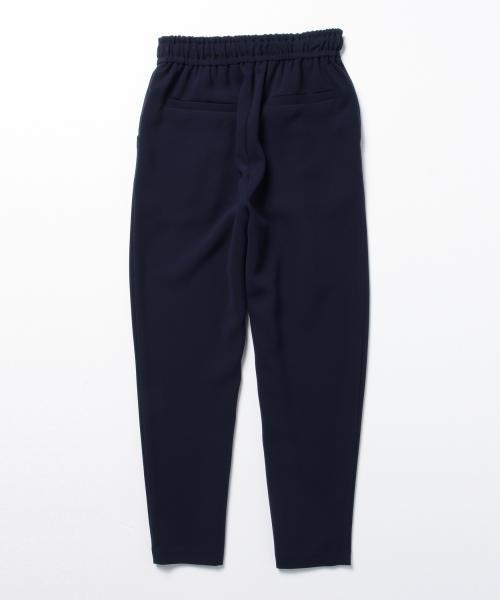 Ray BEAMS(レイビームス)の「Ray BEAMS / Wクロス クロップド イージ-(その他パンツ・レディース・ブラック/ネイビー・0/1)」の11枚目の写真