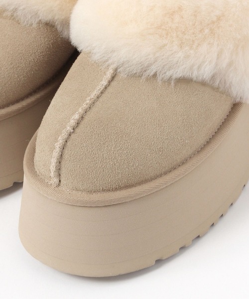 UGG(アグ)の「【UGG(アグ)】Funkette(その他シューズ・レディース・ベージュ/キャメル・23/24)」の3枚目の写真