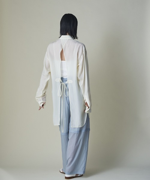 mintdesigns(ミントデザインズ)の「Apron Shirt(シャツ/ブラウス・レディース・オフホワイト/グレー・ONESIZE)」の3枚目の写真