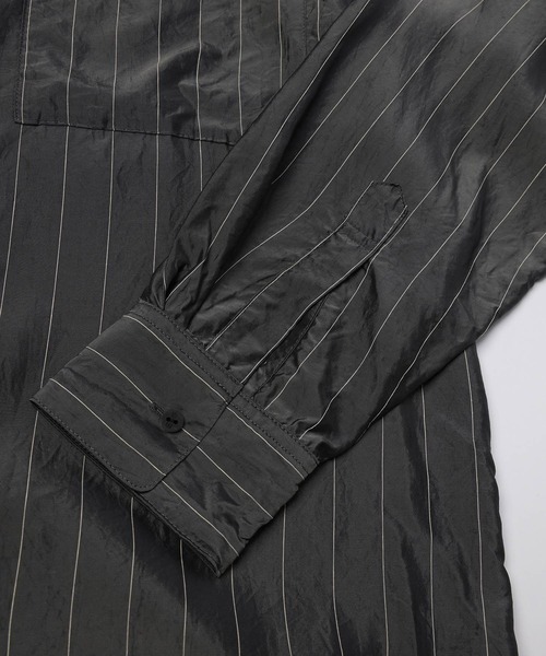 mintdesigns(ミントデザインズ)の「Apron Shirt(シャツ/ブラウス・レディース・オフホワイト/グレー・ONESIZE)」の11枚目の写真