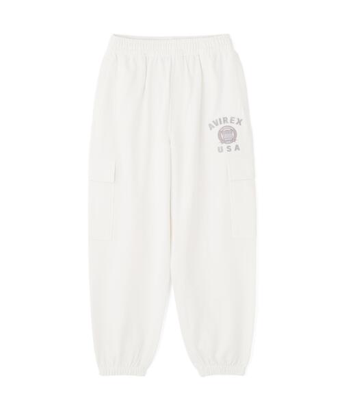 AVIREX(アヴィレックス)の「《WEB&DEPOT限定》VARSITY SWEAT CARGO PANTS / バーシティ スウェット カーゴ パンツ / AVIREX / アヴィレックス(スウェットパンツ・メンズ・オリーブ系1/レッド系その他4/ホワイト/ブラック・S/M/2XL/L/XL)」の2枚目の写真