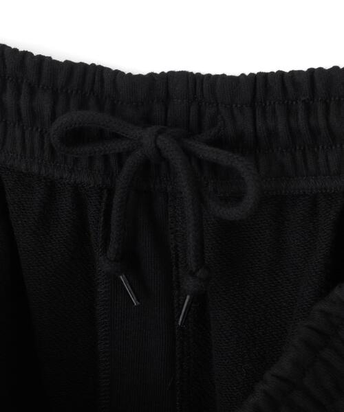 AVIREX(アヴィレックス)の「《WEB&DEPOT限定》VARSITY SWEAT CARGO PANTS / バーシティ スウェット カーゴ パンツ / AVIREX / アヴィレックス(スウェットパンツ・メンズ・オリーブ系1/レッド系その他4/ホワイト/ブラック・S/M/2XL/L/XL)」の5枚目の写真
