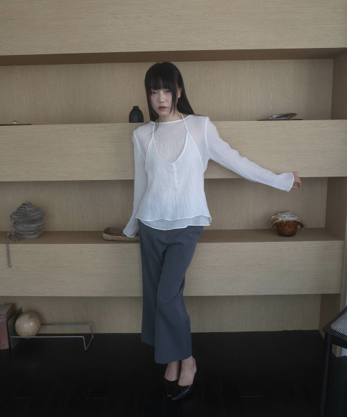 LYNTE(リンテ)の「シワ加工ホルターネックブラウスセット(ダークグレー)(シャツ/ブラウス・レディース・その他・FREE)」の4枚目の写真