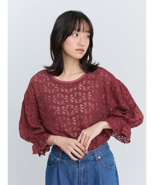 Samansa Mos2(サマンサ モスモス)の「花ジャガード袖フリルプルオーバー(Tシャツ/カットソー・レディース・ブラック/アイボリー/バーガンディー・F)」の1枚目の写真
