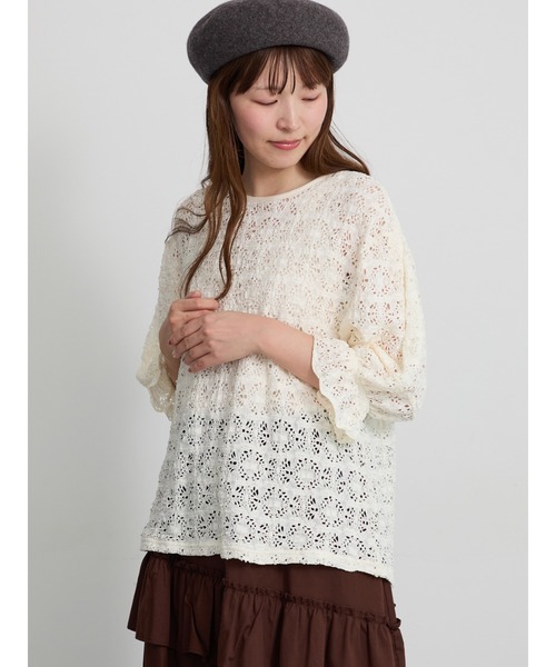 Samansa Mos2(サマンサ モスモス)の「花ジャガード袖フリルプルオーバー(Tシャツ/カットソー・レディース・ブラック/アイボリー/バーガンディー・F)」の2枚目の写真