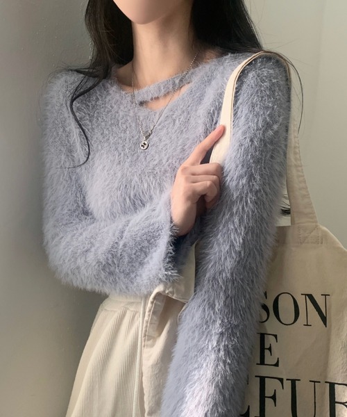 Aelina（エリナ）の「カットアウトシャギーニットクロップドトップス（ニット/セーター・レディース・ブルーグレー/ホワイト/マジェンタ/ブラック・FREE）」の20枚目の写真