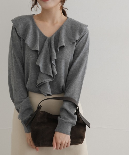 URBAN RESEARCH Sonny Label(アーバンリサーチサニーレーベル)の「ラッフルフリルニットプルオーバー(ニット/セーター・レディース・グレー/ネイビー/レッド・FREE)」の1枚目の写真