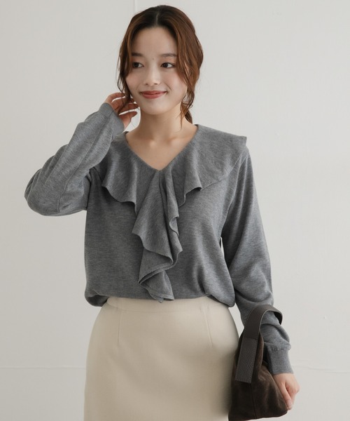 URBAN RESEARCH Sonny Label(アーバンリサーチサニーレーベル)の「ラッフルフリルニットプルオーバー(ニット/セーター・レディース・グレー/ネイビー/レッド・FREE)」の5枚目の写真