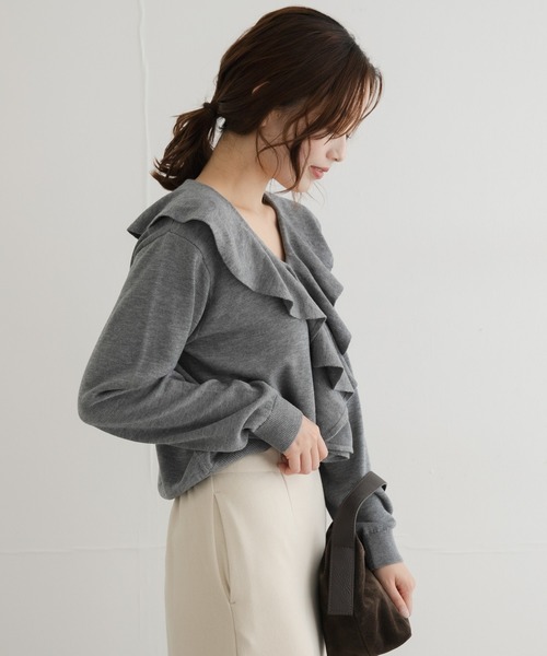 URBAN RESEARCH Sonny Label(アーバンリサーチサニーレーベル)の「ラッフルフリルニットプルオーバー(ニット/セーター・レディース・グレー/ネイビー/レッド・FREE)」の8枚目の写真
