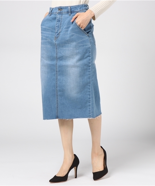 LBC（エルビーシー）の「裾フリンジデニムスカート                 （デニムスカート・レディース・ブルー/ネイビー・MEDIUM/LARGE）」の13枚目の写真