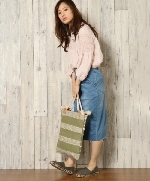 LBC（エルビーシー）の「裾フリンジデニムスカート                 （デニムスカート・レディース・ブルー/ネイビー・MEDIUM/LARGE）」の18枚目の写真