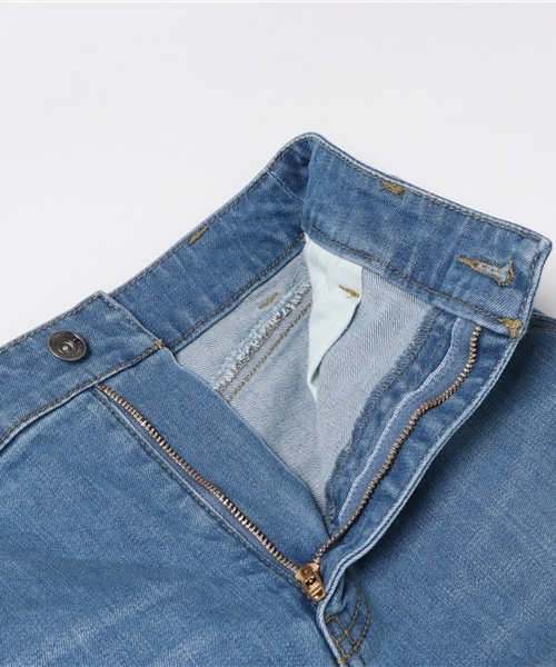 LBC（エルビーシー）の「裾フリンジデニムスカート                 （デニムスカート・レディース・ブルー/ネイビー・MEDIUM/LARGE）」の10枚目の写真