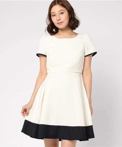 Laisse Passe レッセパッセ の バックレースバイカラーワンピース ワンピース Wear