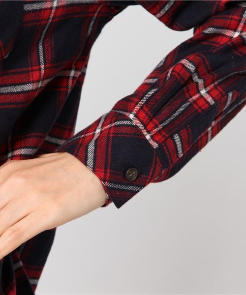 Honeys（ハニーズ）の「【コットンビエラ】チェックシャツ（シャツ/ブラウス・レディース・レッド系その他/ベージュ系その他/ブルー系その他/ブルー系その他2/ホワイト系その他/ブルー系その他3/イエロー系その他/ブルー系その他4・L/LL/M）」の13枚目の写真