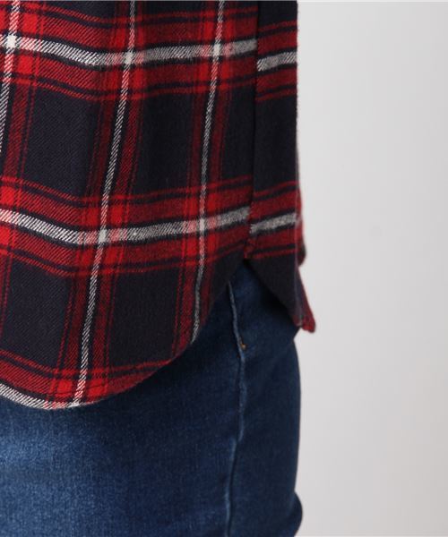 Honeys（ハニーズ）の「【コットンビエラ】チェックシャツ（シャツ/ブラウス・レディース・レッド系その他/ベージュ系その他/ブルー系その他/ブルー系その他2/ホワイト系その他/ブルー系その他3/イエロー系その他/ブルー系その他4・L/LL/M）」の14枚目の写真