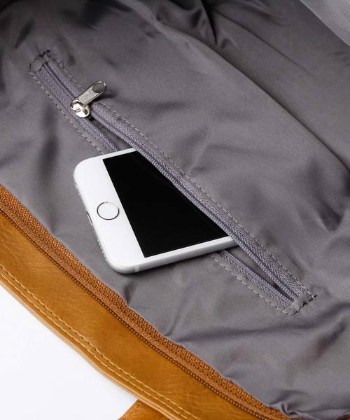 MONO-MART（モノマート）の「PU Leather BIG ToteBag（トートバッグ・メンズ・ブラウン系その他/ダークブラウン/キャメル/ブラック/ブルー系その他/ネイビー/アイボリー/レッド・FREE）」の11枚目の写真