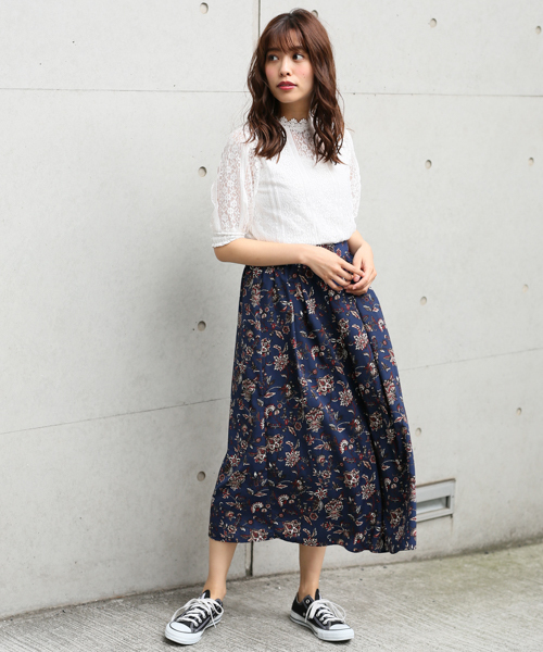 apres jour（アプレジュール）の「レースボリュームトップス【ZOZOTOWN限定アイテム】（シャツ/ブラウス・レディース・オフホワイト/ブラック/ライトベージュ・フリー）」の8枚目の写真