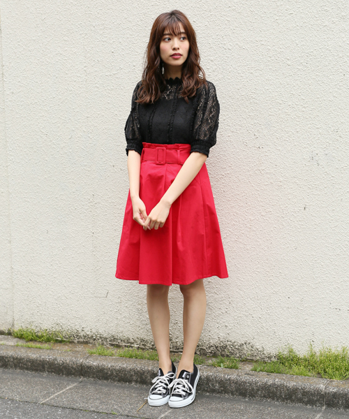 apres jour（アプレジュール）の「レースボリュームトップス【ZOZOTOWN限定アイテム】（シャツ/ブラウス・レディース・オフホワイト/ブラック/ライトベージュ・フリー）」の7枚目の写真