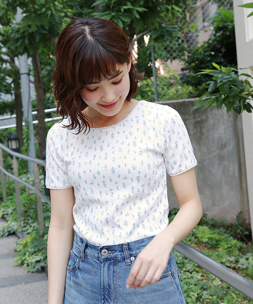 apres jour（アプレジュール）の「アソートアイレットトップス【ZOZOTOWN限定アイテム】（Tシャツ/カットソー・レディース・オフホワイト/ライトベージュ/その他/ブラック/ベージュ・フリー）」の7枚目の写真