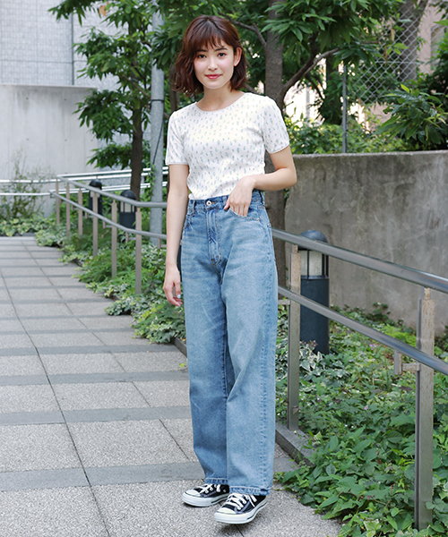 apres jour（アプレジュール）の「アソートアイレットトップス【ZOZOTOWN限定アイテム】（Tシャツ/カットソー・レディース・オフホワイト/ライトベージュ/その他/ブラック/ベージュ・フリー）」の9枚目の写真