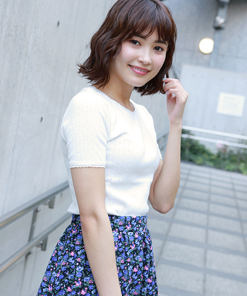 apres jour（アプレジュール）の「アソートアイレットトップス【ZOZOTOWN限定アイテム】（Tシャツ/カットソー・レディース・オフホワイト/ライトベージュ/その他/ブラック/ベージュ・フリー）」の21枚目の写真