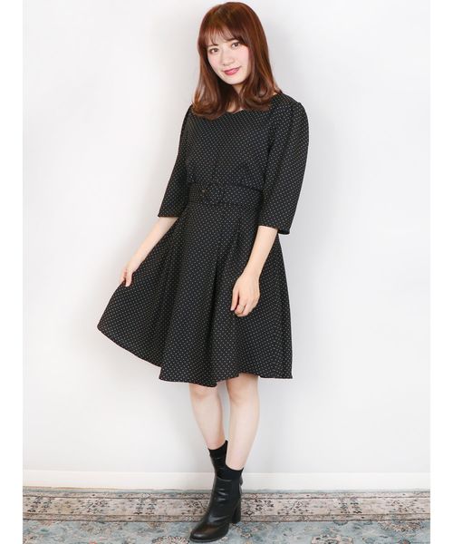 dazzlin（ダズリン）の「レディライクVネックワンピース（ワンピース・レディース・ブラック/レッド/グリーン/その他1・SMALL/MEDIUM）」の5枚目の写真