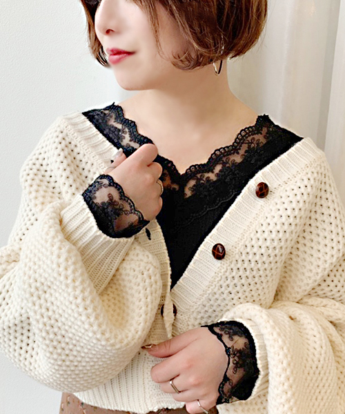 apres jour（アプレジュール）の「刺繍スカラップレースロングスリーブ【ZOZOTOWN限定アイテム】（Tシャツ/カットソー・レディース・ブラック/ベージュ/グレー/オフホワイト/ラベンダー/ライトグレー・フリー）」の2枚目の写真