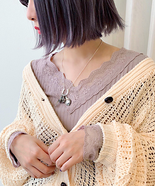 apres jour（アプレジュール）の「刺繍スカラップレースロングスリーブ【ZOZOTOWN限定アイテム】（Tシャツ/カットソー・レディース・ブラック/ベージュ/グレー/オフホワイト/ラベンダー/ライトグレー・フリー）」の20枚目の写真