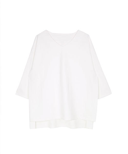 TRUNC(トランクエイティーエイト)の「Fab Vneck Tops(Tシャツ/カットソー・レディース・ホワイト/ブラック/グレー系その他・FREE)」の4枚目の写真