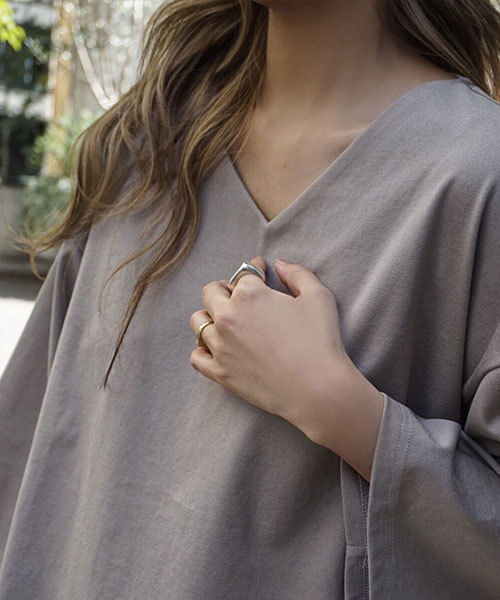 TRUNC(トランクエイティーエイト)の「Fab Vneck Tops(Tシャツ/カットソー・レディース・ホワイト/ブラック/グレー系その他・FREE)」の8枚目の写真