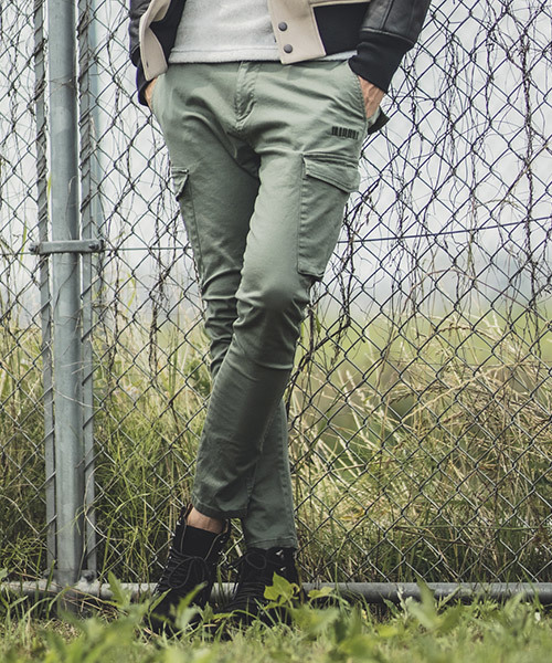 felkod（フィルコッド）の「mp7248-Tapered Skinny Cargo Pants カーゴパンツ（カーゴパンツ・メンズ・カーキ/ブラック・S/M/L）」の5枚目の写真