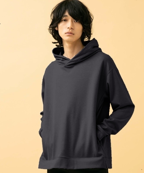 STUDIOUS（ステュディオス）の「【STUDIOUS】ポンチプルオーバーフーディー/パーカー【ZOZO限定アイテム】（パーカー・メンズ・ベージュ/ブラック/ダークグレー/ネイビー/ホワイト/レンガ・1/2/3）」の2枚目の写真