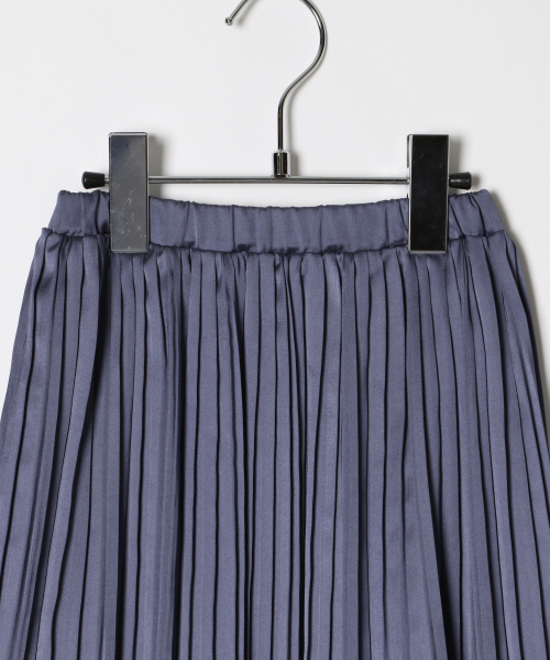 GLOBAL WORK（グローバルワーク）の「【キッズ】サテンケシプリーツスカート（スカート・キッズ・ライトブルー/ダークブラウン/オフホワイト/フューシャピンク・LARGE/MEDIUM/XX-LARGE/X-LARGE/SMALL）」の6枚目の写真