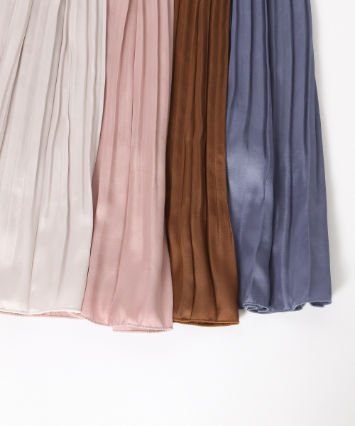 GLOBAL WORK（グローバルワーク）の「【キッズ】サテンケシプリーツスカート（スカート・キッズ・ライトブルー/ダークブラウン/オフホワイト/フューシャピンク・LARGE/MEDIUM/XX-LARGE/X-LARGE/SMALL）」の11枚目の写真